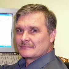 🤖 I wouldn't laugh if I were you as I reckon robots will have the last  laugh with humanity before too long!...