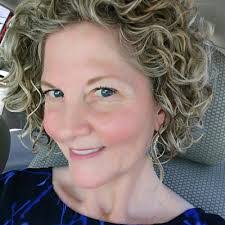 Angela Roda's Instagram, Twitter & Facebook