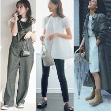 雨の日コーデ7選】きれい見え＆洒落る！梅雨の足元対策｜VERY