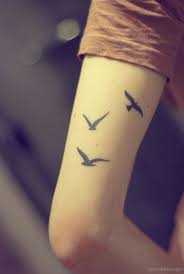 Small Bird Tattoos For Guys Pin By Luna On Life Bird Tattoos Arm Tattoos For Guys Small Tattoos For Guys