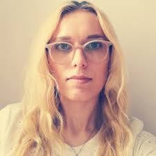 Laura Beckwith's Instagram, Twitter & Facebook