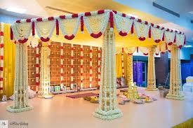 Shribha Weddings Events Auf Instagram Ein Muhurtham Dekor Mit 6 Saulen Fur Lakshmi Srinaths Di 2020