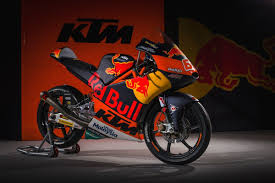 Dapatkan harga promo kredit motor ktm saat ini harga motor ktm termurah adalah ktm duke 200 dengan harga rp 41.000.000 dan. Ktm Rc 250 Gp 2016