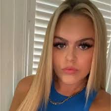 Heather Visser's Instagram, Twitter & Facebook