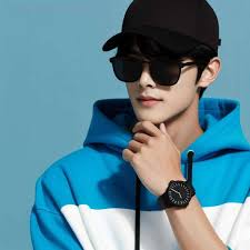 girls have 2 drinks and TALK LIKE THIS FOR THE WHOLE NIGHT 😭📢