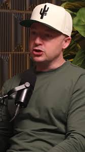 💥Why are industries like banking and insurance dominated by billion-dollar  giants — but law is still so fragmented? ⚖️💭⠀ ⠀ Jerome asked Nick Humphrey,  Managing Partner at Hamilton Locke & Group CEO