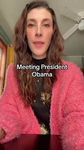 Maybe i shoud have just bought the photo. C’est la vie. #obama  #awkwardmoments #greenscreen