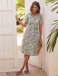 Check spelling or type a new query. Robe Chemise Anastasia Ivoire Motif Paradisiaque Boden Fr