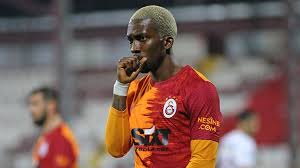 Kariyer sayfasında henry chukwuemeka onyekuru isimli futbolcunun sezon bazında takımının yer almış olduğu turnuvalardaki maç, gol, asist, sarı kart, kırmızı kart, oyuna girme, oyundan alınma. Nigeria And Galstasaray Forward Henry Onyekuru Losses Mum Metroboom Entertainment