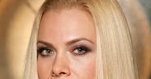 Babes in Metal: Amanda Somerville Band: Trillium