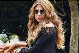 Elba maria nunes ramalho mais conhecida como elba ramalho (conceição, paraíba, 17 de agosto de 1951) é uma cantora, compositora, produtora e atriz brasileira. Elba Ramalho Chama Atencao Por Labios E Rosto Inchados Bahia No Ar