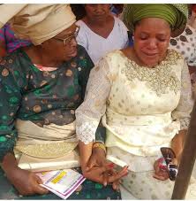 After vibing to adekunle gold ire song then he posted the picture of the mansion. Toyin Aimahku Abraham Breaks Down In Tears At Father S Pre Burial Service Photos