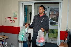 Get the latest on the english defender. Liverpool Defender Trent Alexander Arnold Explains How His Mum Inspires Him To Support Others Daily Mail Online