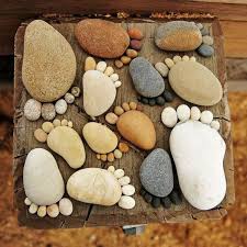 100 Bilder Zur Gartengestaltung Die Kunst Die Natur Zu Modellieren Steine In Formen Im Garten Mehr Stepping Stones Diy Crafts Garden Crafts