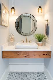 Bathroom Remodel Ideas Beautiful Bathrooms Add So Much Value To A House So If You Ve Been Thin Badezimmer Innenausstattung Tolle Badezimmer Badezimmer Klein