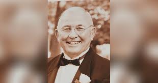 Obituary for Robert B Thomson