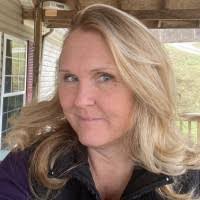 Lisa Mccray's Instagram, Twitter & Facebook