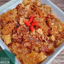 6 cm lengkuas (memarkan) 2 batang serai (memarkan) cara membuat sambal goreng krecek gudeg: Resep Membuat Sambal Goreng Krecek Baca Resep