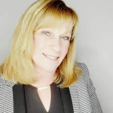 Denise Eversole's Instagram, Twitter & Facebook