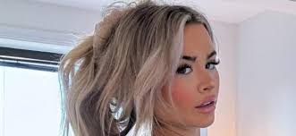 Golfer Grace Charis In Braless Blazer Celebrates 'Masters Weekend'