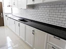 Pada dasarnya lemari ini dikategorikan menjadi tiga bagian mis setengah. Twiter Virall On Twitter Waktu Nak Design Kabinet Dapur Kita Kena Pastikan Susun Atur Tempat Utk Meletak Rempah Garam Semua Tu Berdekatan Dengan Dapur Gas Supaya Senang Nak Ambil Waktu Memasak Segala