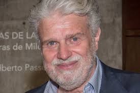 Murió Carlos Calvaresi: un anticuario y galerista visionario que deja su  sello en San Telmo