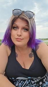 Just checking in saying hi to all my lovely singles....