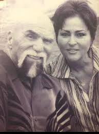 Good Morning Guys and Dolls of Tri-Rock..... It is with a joyous and  bittersweet heart that I'm hearing about the passing of my Christian hero,  Billy Graham. He is home now and