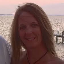 Dana Dougherty's Instagram, Twitter & Facebook