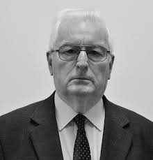 БИОГРАФИЈЕ ЧЛАНОВА