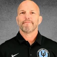 Travis Eggers's Instagram, Twitter & Facebook