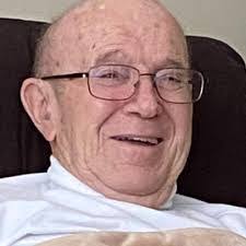 Earl Dimmick's Instagram, Twitter & Facebook