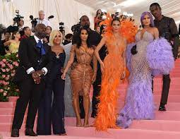 Kylie jenner shows off her met gala battle wounds. Reality Show Featuring Kardashians To Finally End In 2021 Daily Sabah