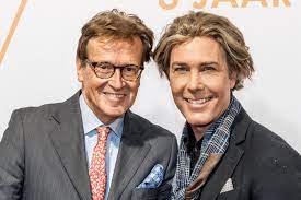 De vries vindt de manier waarop frank jansen en rogier smit hun huwelijkscrisis uitvechten in de media volstrekt smakeloos. Frank About Marriage Crisis There Is Nothing Wrong The Private Is Exaggerating World Today News