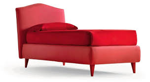 We did not find results for: Letto Contenitore Noctis Con Piedi Alti Nei Colori Pantone Milady Magazine