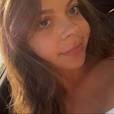 Taryn Frey's Instagram, Twitter & Facebook