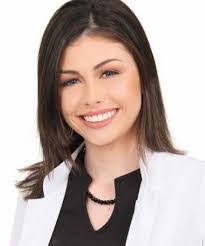 Carolina Eger's Instagram, Twitter & Facebook