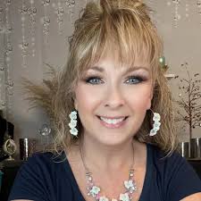 Judy Casas (@judy.latoxica) er LIVE