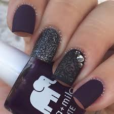 Call it magic (or phosphorescent pigments suspended in the top coat). 25 Matte Nail Designs You Ll Want To Copy This Fall Page 2 Of 2 Stayglam