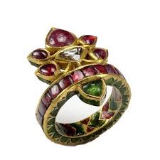 Pin By Amanda Bartley On Ring Yuzuk Jewelry Clean Gold Jewelry Exclusive Jewelry