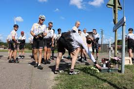 We did not find results for: Wielervrienden Eren Overleden Romain Met Laatste Rit Maasmechelen Het Nieuwsblad Mobile