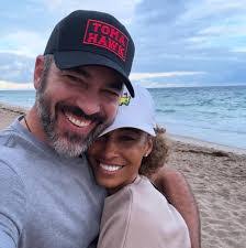 Anna Antle's Instagram, Twitter & Facebook