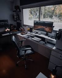 Benjamin Ong Tech Geek On Instagram I M Back How Y All Doin Hey Guys I M Finally Back On Instagram After Home Office Setup Desk Setup Desk