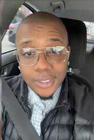 A short story 🤣 But this guy is up to something 😂😂