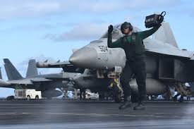 The super hornet is a bit paradoxical to describe in relation to the hornet because while it is evolutionary and looks similar (both inside and out), it is largely a … Boeing To Retrofit Existing Ea 18g Growler Fleet Usni News