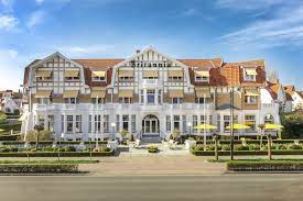 Separated from the dutch territory by the zwin nature reserve. Hotel Britannia Knokke Heist