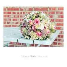 Pin Von Corinnavatter Fotografie Auf Brautstrauss Blumen Bridal Bouquet Blumenstrauss Hochzeit Braut Blumen Brautstrauss Sommer