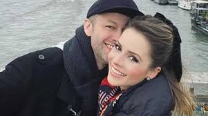 No tamanho família, lucas lima falou sobre o relacionamento das cantoras e relembrou episódio polêmica e rivalidade entre wanessa camargo e sandy? Marido De Sandy Lucas Lima Revela O Super Brinquedo Do Filho
