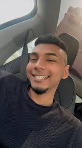 Seen in Cartagena, southern Spain… no idea wass inn'em!