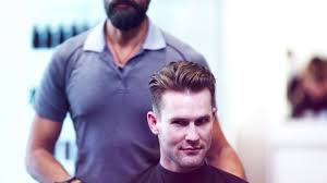 American crew daily shampoo uses cleansing agents derived from natural sources which help to break down excess oil in hair, allowing it to be gently rinsed away. Grooming Tips American Crew